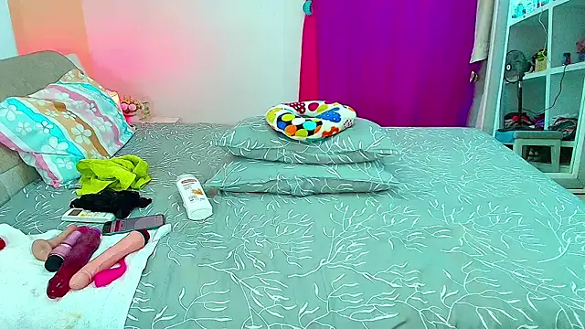 Kendralove31xxx online show from November 22, 2:36 am