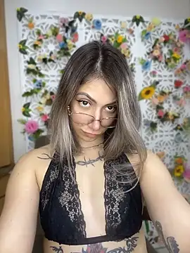 Loira strip online show from July 7, 2:47 am