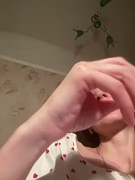 Starry Siren online show from March 5, 6:37 pm