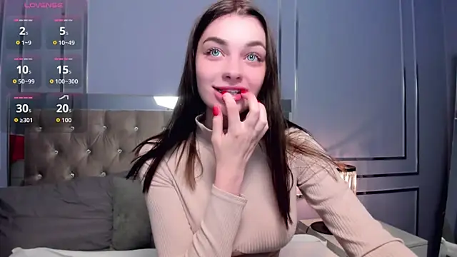 AngelinaWett online show from October 10, 6:18 am