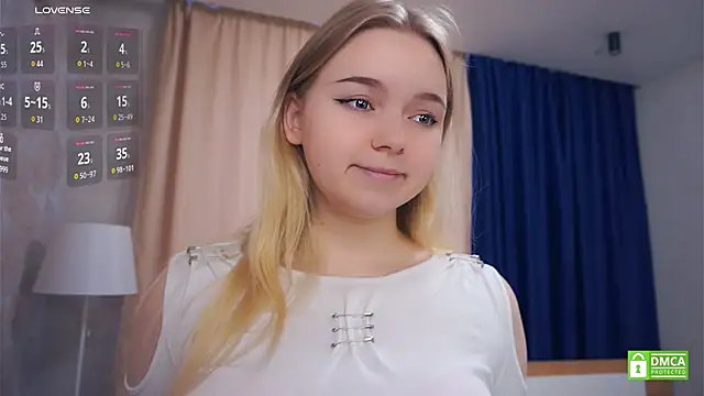 ZaraCreedon online show from January 10, 7:13 am