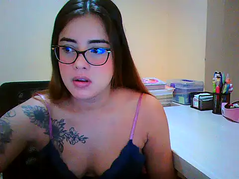 maliamiller online show from February 28, 8:25 am