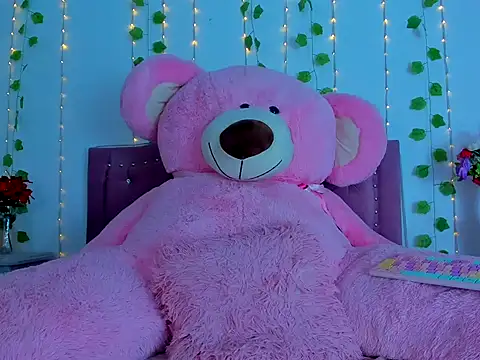 dulcevegga online show from April 7, 4:47 am