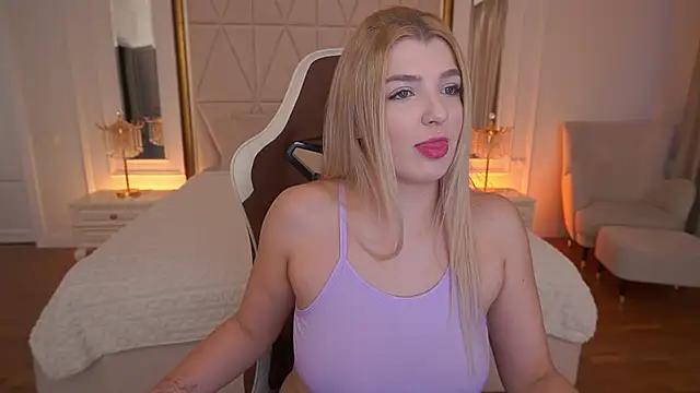 AnikaJane online show from February 10, 3:04 pm