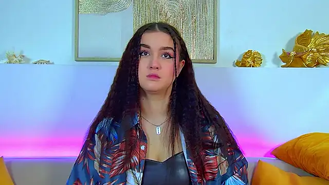 ChristinaMilton online show from February 4, 6:49 am