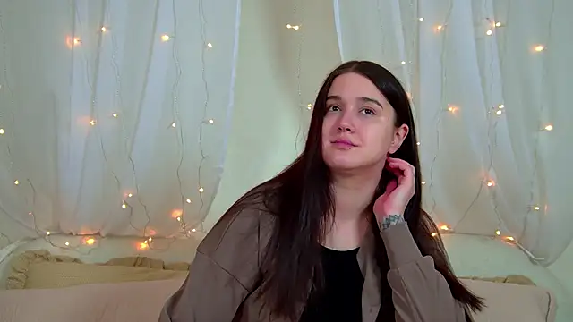 ChristinaMilton online show from February 10, 6:16 am