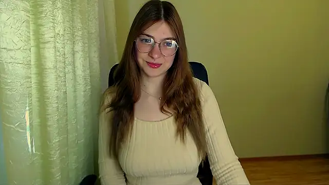 Luna Lush  online show from June 2, 10:27 am