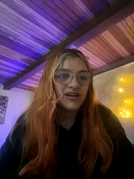 SophiaWeestt99 online show from October 15, 3:31 am