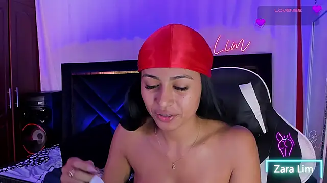 ZaraLim online show from October 28, 3:40 pm