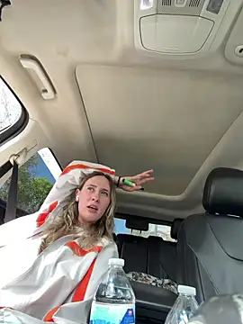 M1ssyk1ssy online show from April 24, 8:44 pm