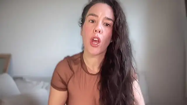 MilkyHoneyLullabies online show from September 15, 12:24 pm