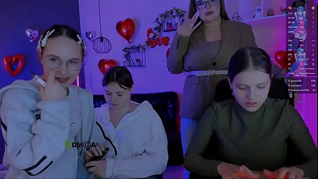 nikole kitt online show from February 18, 3:49 am