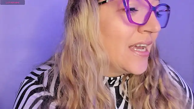 Naty Mature  online show from February 12, 8:32 pm