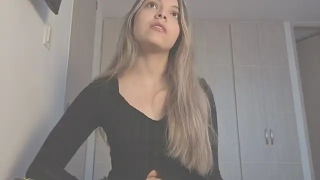 andreau18 online show from December 18, 1:16 pm