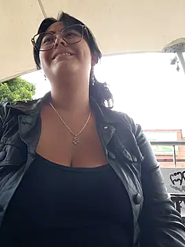 lara moon25 online show from October 30, 7:59 pm