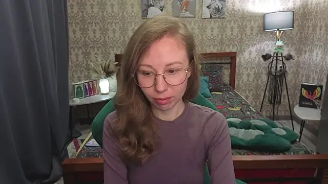 Lill Mary online show from March 25, 3:12 am