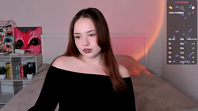 Snapshot of LittleKiitten chatting on October 23, 1:39 pm LittleKiitten online show from October 23, 1:39 pm