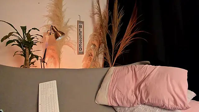 Serenity Day online show from March 2, 2:00 am