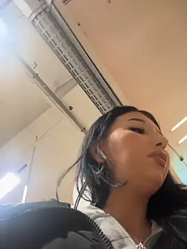 Tisha Busty online show from March 9, 2:09 pm