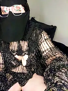 -Arab milf- online show from November 25, 10:28 am