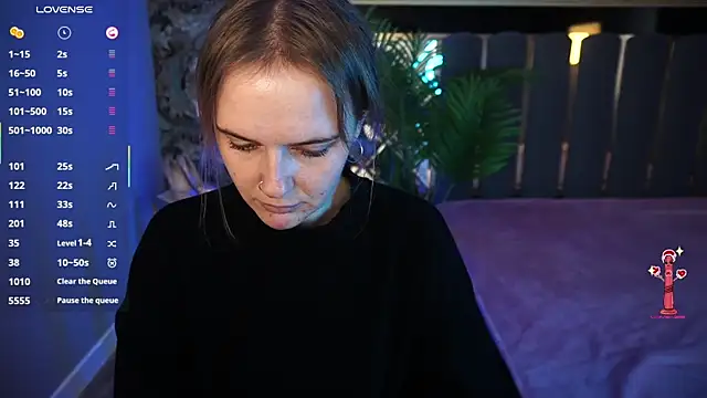 MaribelRiverr  online show from November 4, 7:24 am