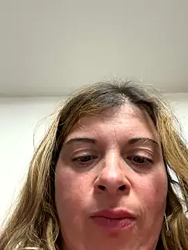 Lombada online show from November 14, 9:59 pm