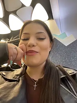 Chloe  Moon online show from April 3, 3:43 pm