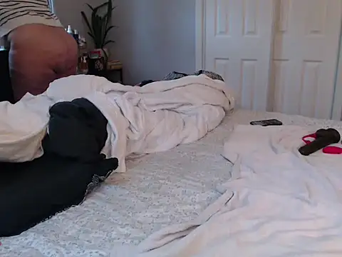 LauLauPAWG online show from November 26, 6:42 pm