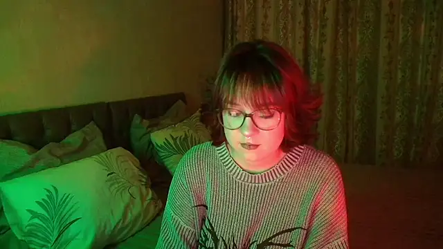 Rudy 02 online show from February 12, 1:18 am