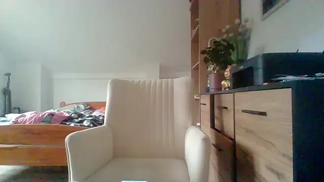 Snapshot of ReifeVenna chatting on September 14, 7:06 am ReifeVenna online show from September 14, 7:06 am