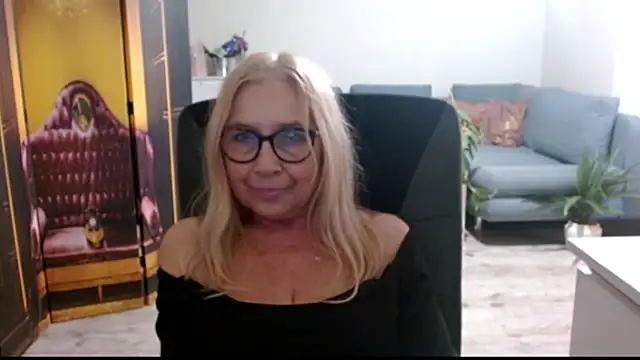 sofia xkiss online show from October 30, 3:24 pm