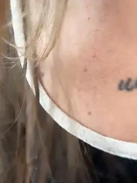 justmilaa online show from December 1, 12:30 pm