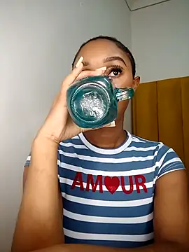 Shria107 online show from September 20, 12:10 am