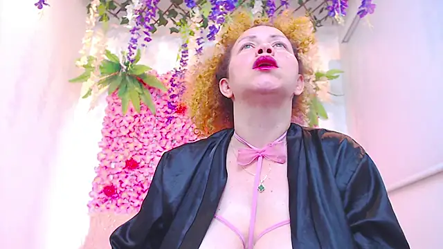 BLONDE SEXYHOT online show from November 28, 11:41 pm