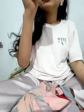 Aimeesha online show from November 3, 7:29 pm