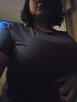 Snapshot of paulinaDiaz1 chatting on October 23, 6:03 pm paulinaDiaz1 online show from October 23, 6:03 pm