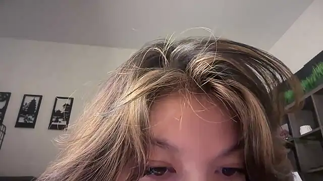 Snapshot of DesiredHoney chatting on September 21, 4:49 pm DesiredHoney online show from September 21, 4:49 pm