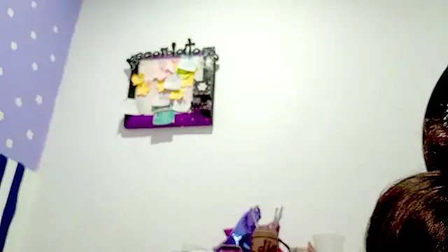 PetiteIvoryQueen19 online show from February 28, 3:28 am