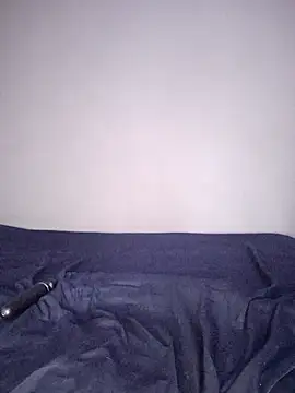 lisa larry88 online show from October 21, 4:49 am