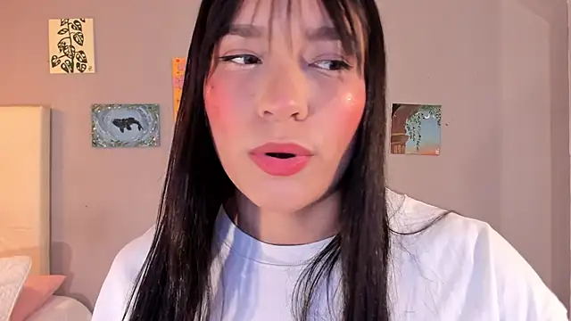 Maia W10 online show from April 10, 12:22 pm