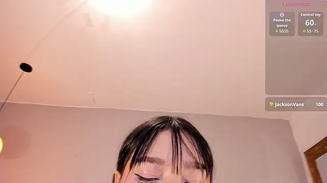 Maia W10 online show from February 12, 1:57 pm