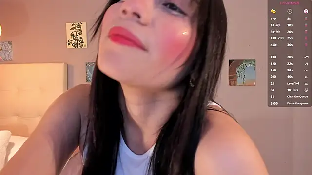 Maia W10 online show from April 16, 11:54 am