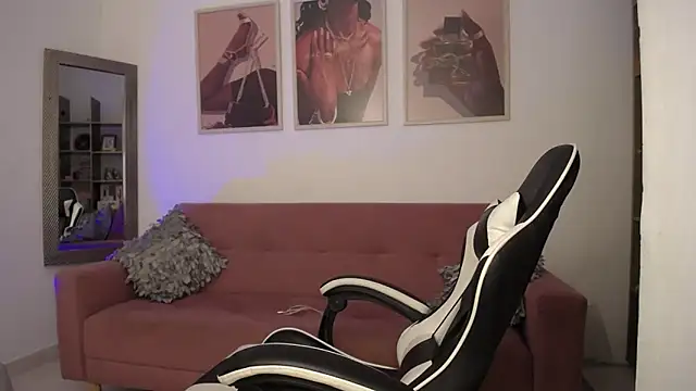 catalinapalencia online show from November 4, 7:19 pm