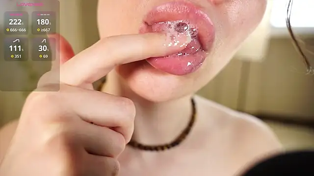 alma yammy online show from April 13, 8:15 am