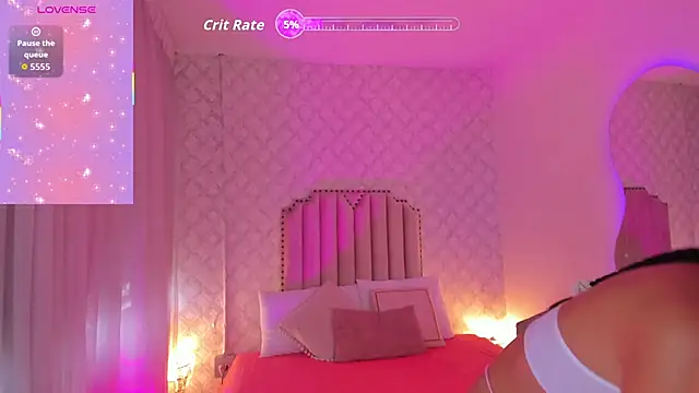 Snapshot of Candy5Girl chatting on October 17, 7:50 pm Candy5Girl online show from October 17, 7:50 pm