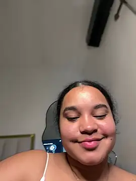 Lucy wilson5 online show from February 4, 8:12 pm