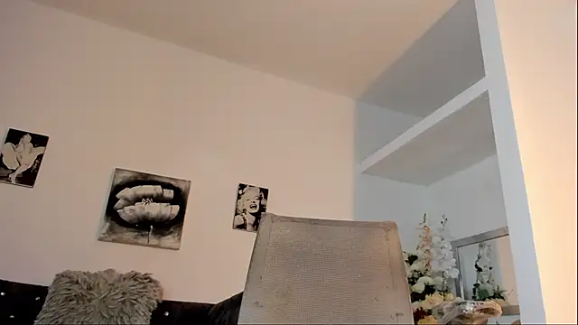 Snapshot of La_Perversa69 chatting on September 13, 8:50 pm La Perversa69 online show from September 13, 8:50 pm