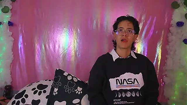 Xgirlxxx online show from September 10, 9:37 pm