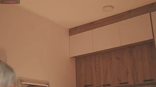 LikaBerry1 online show from November 10, 6:25 pm