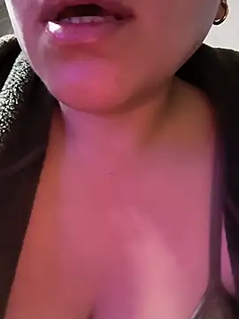Kasandra02 online show from June 23, 4:43 am